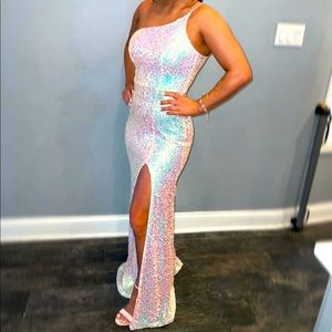 CRYSTAL DOLL High-Slit One-Shoulder Glam Gown